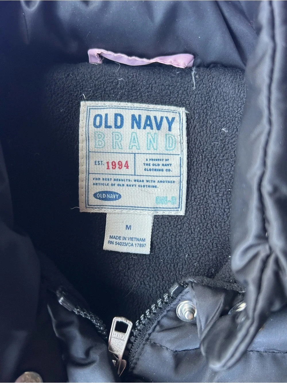 Old Navy Kids Black Puffer Vest with Black Zipper Pockets Size M